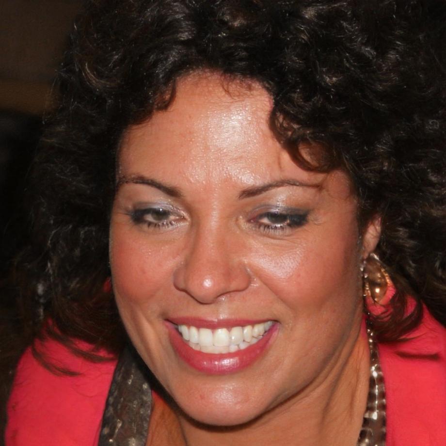 Айгуль Нурланова